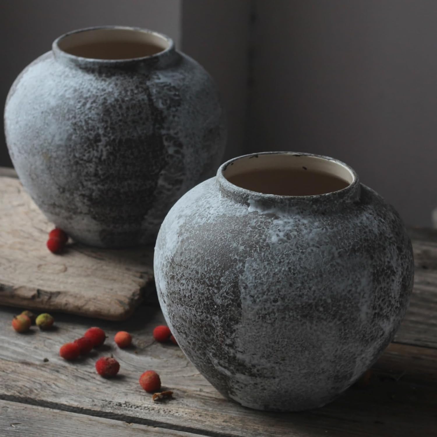 Rustic Distressed Large Ceramic Vase, 8.6 Inch Terracotta Pottery Tall Decorative Vases, Concrete Vases Clay Stone Antique Big Vase for Home Decor (Round 8.6 in X 8 In)